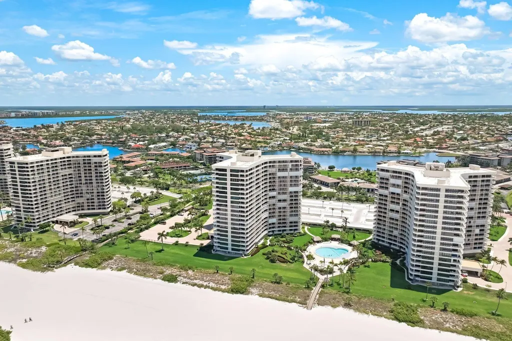 320 Seaview Marco Island FL 34145