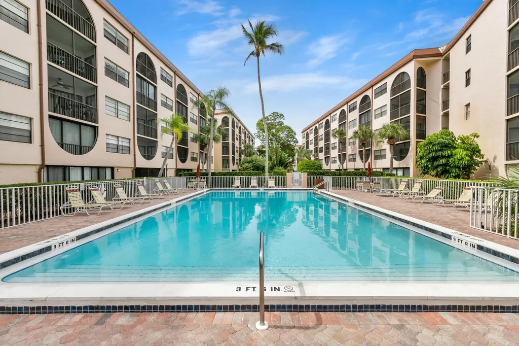 1024 Anglers Cove Marco Island FL 34145