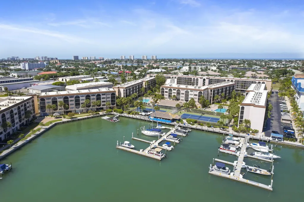 1024 Anglers Cove Marco Island FL 34145