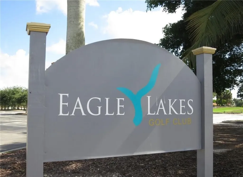 18211 Royal Hammock Boulevard Naples FL 34114