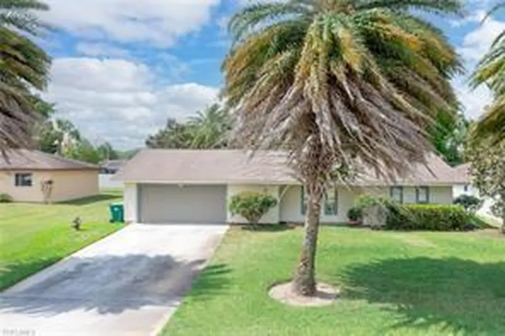 4415 28th Avenue SW Naples FL 34116