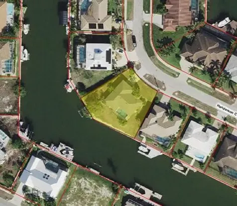 355 Henderson Court Marco Island FL 34145