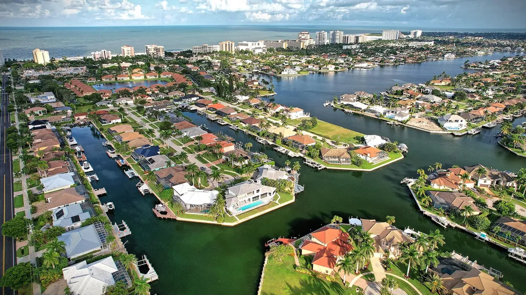 1195 Abbeville Court Marco Island FL 34145