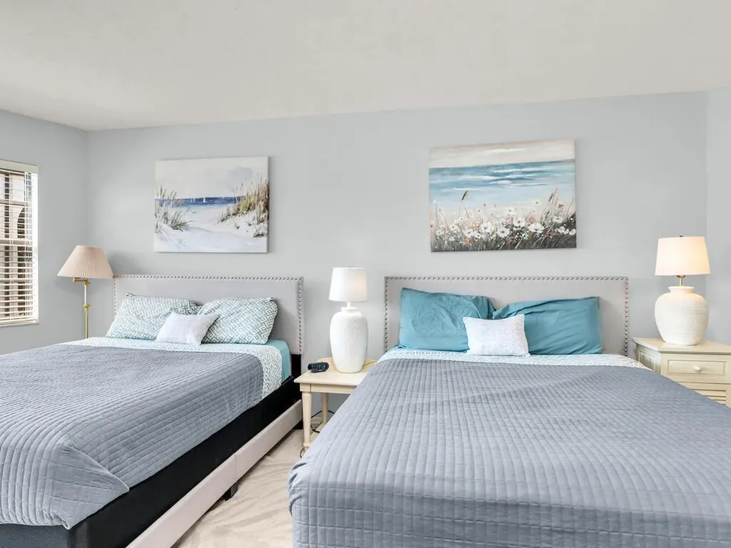 1027 Anglers Cove Marco Island FL 34145