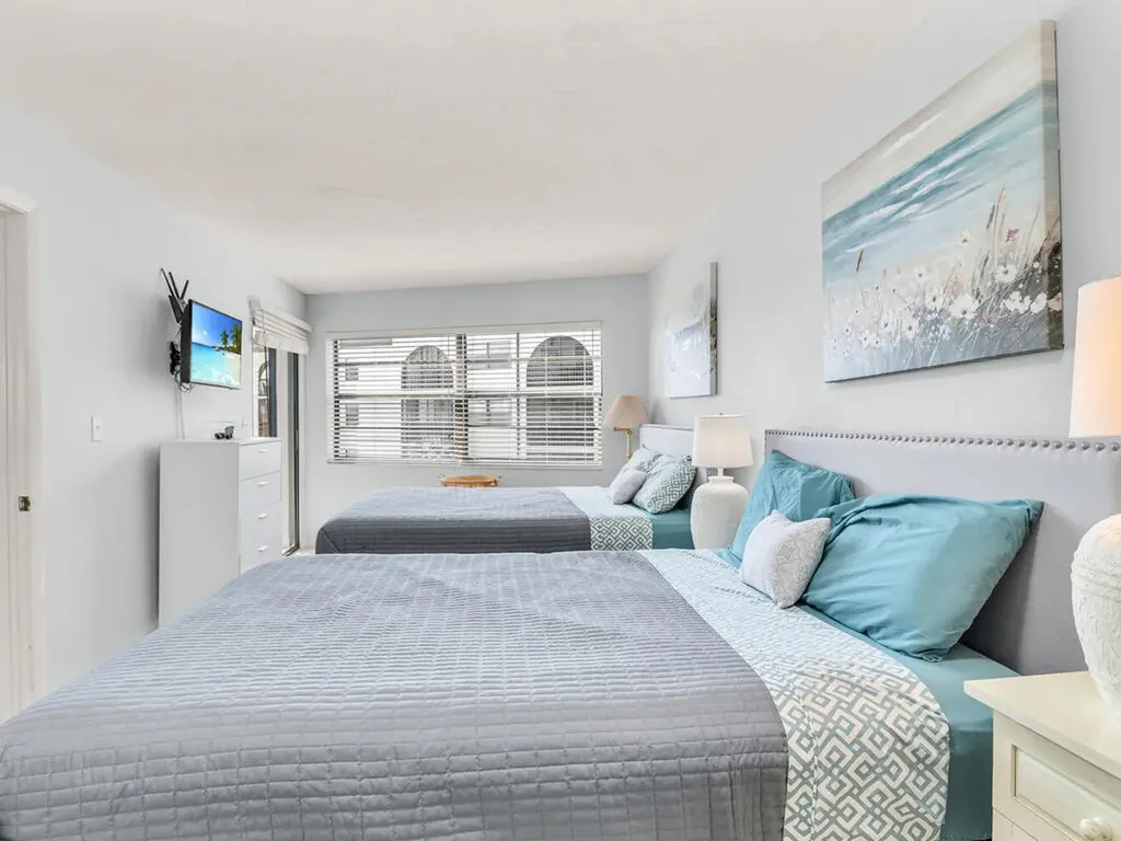 1027 Anglers Cove Marco Island FL 34145