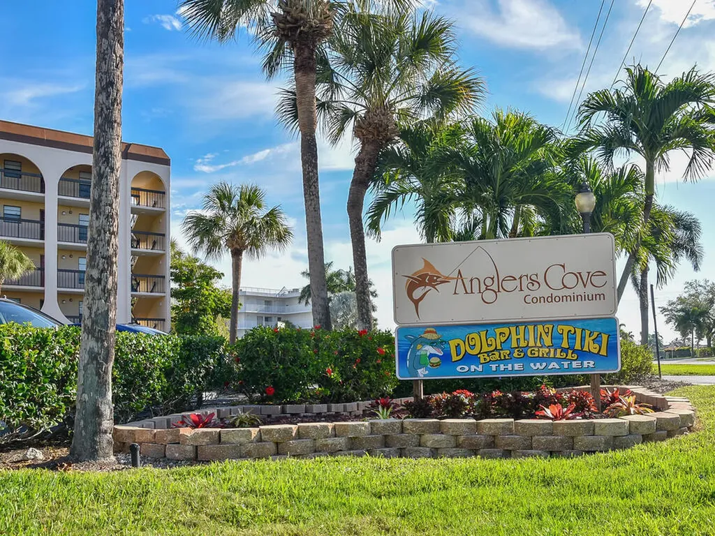 1027 Anglers Cove Marco Island FL 34145
