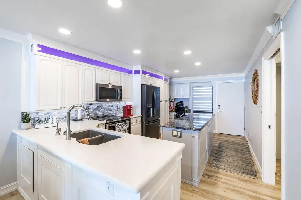 1085 Bald Eagle Drive Marco Island FL 34145