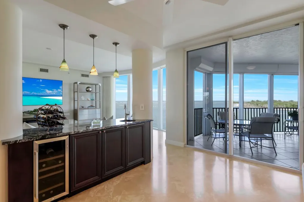 700 La Peninsula Boulevard Naples FL 34113