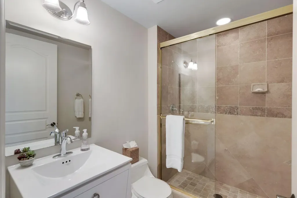 700 La Peninsula Boulevard Naples FL 34113