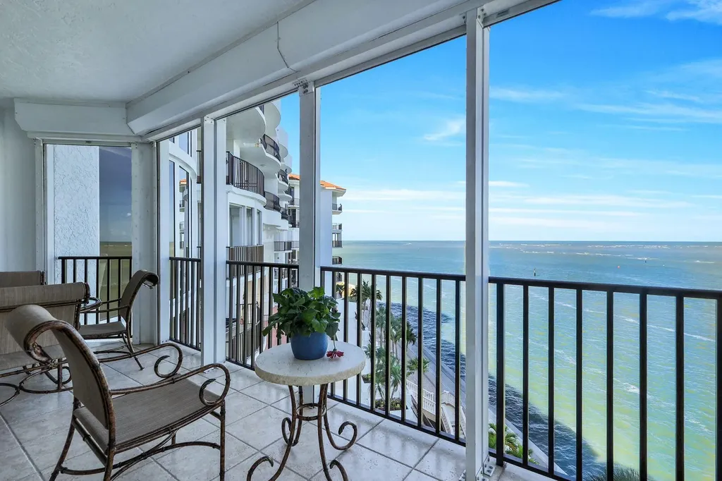 700 La Peninsula Boulevard Naples FL 34113