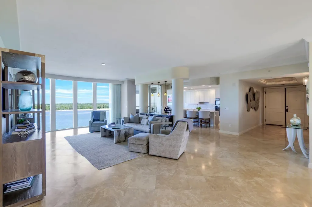 700 La Peninsula Boulevard Naples FL 34113