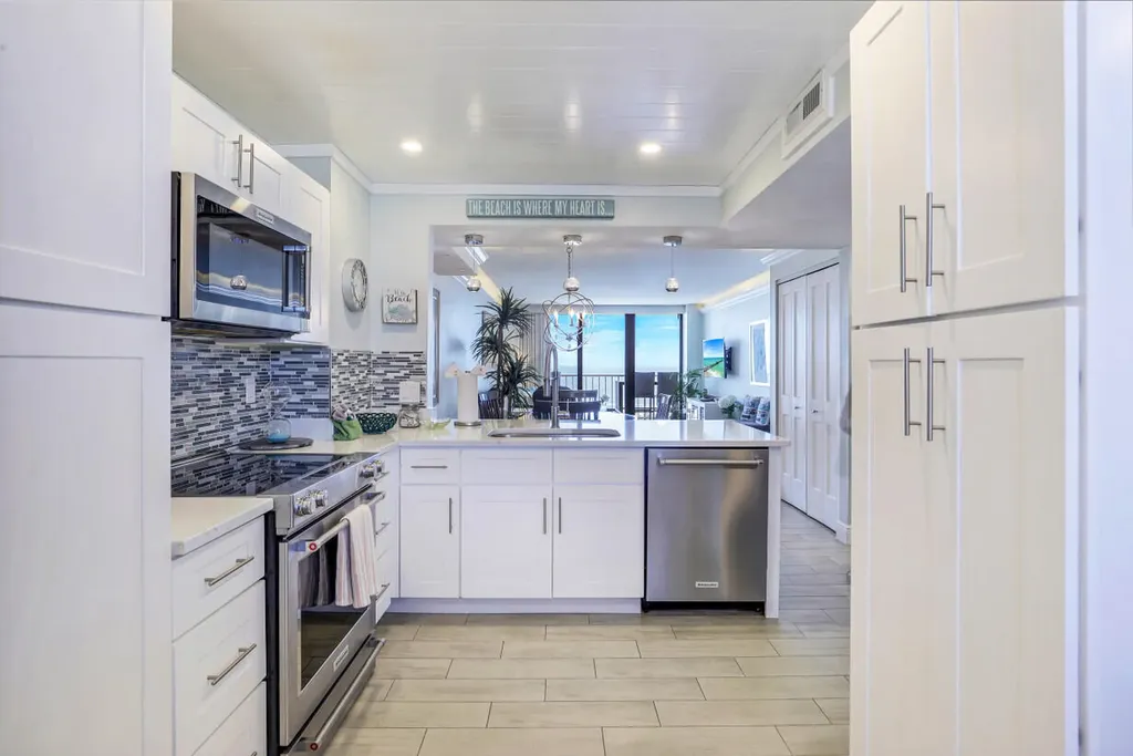 440 Seaview Court Marco Island FL 34145