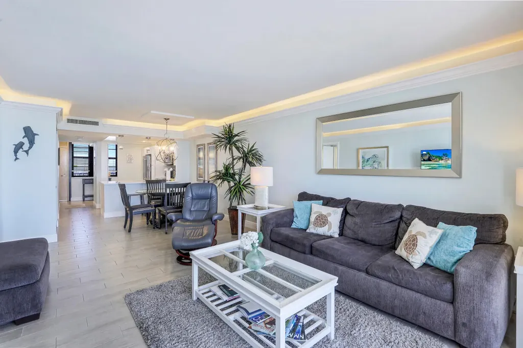 440 Seaview Court Marco Island FL 34145