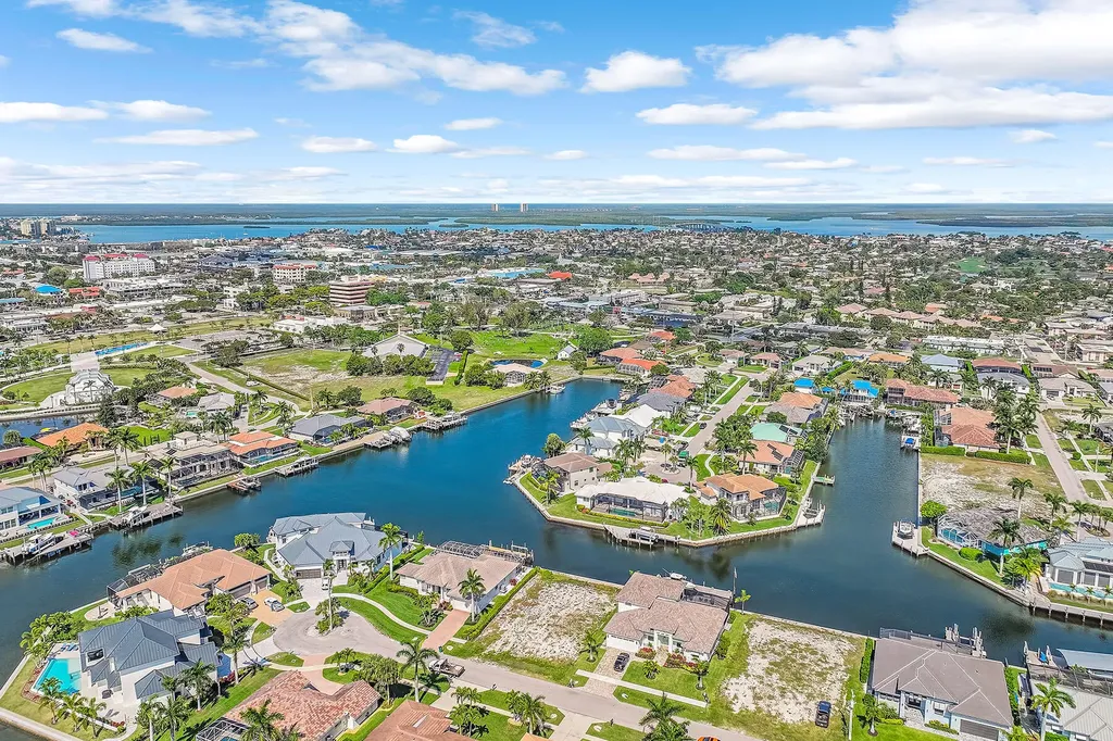 459 Waterleaf Court Marco Island FL 34145