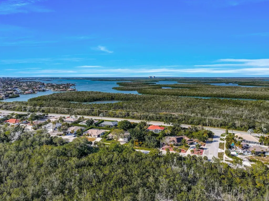 2031 Sheffield Avenue Marco Island FL 34145