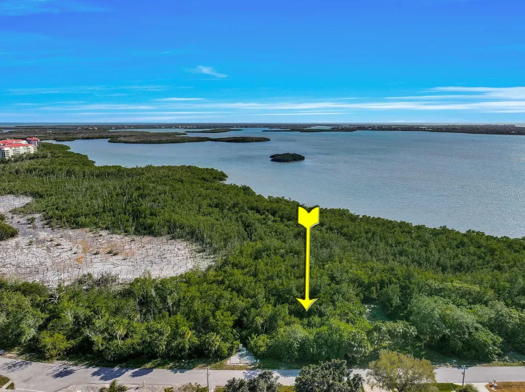 2031 Sheffield Avenue Marco Island FL 34145