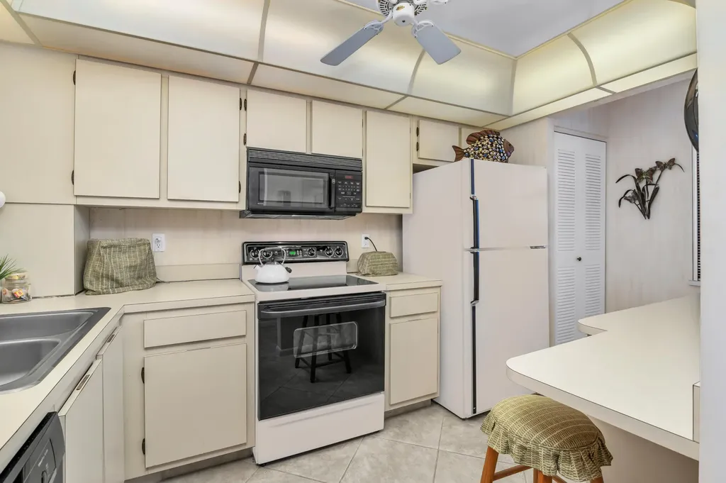 320 Seaview Court Marco Island FL 34145