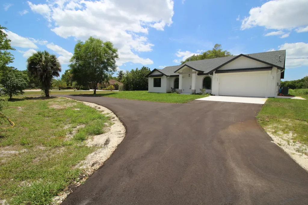 10827 Greenway Road Naples FL 34114