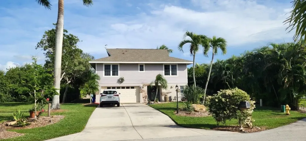 409 Luzon Avenue Naples FL 34113
