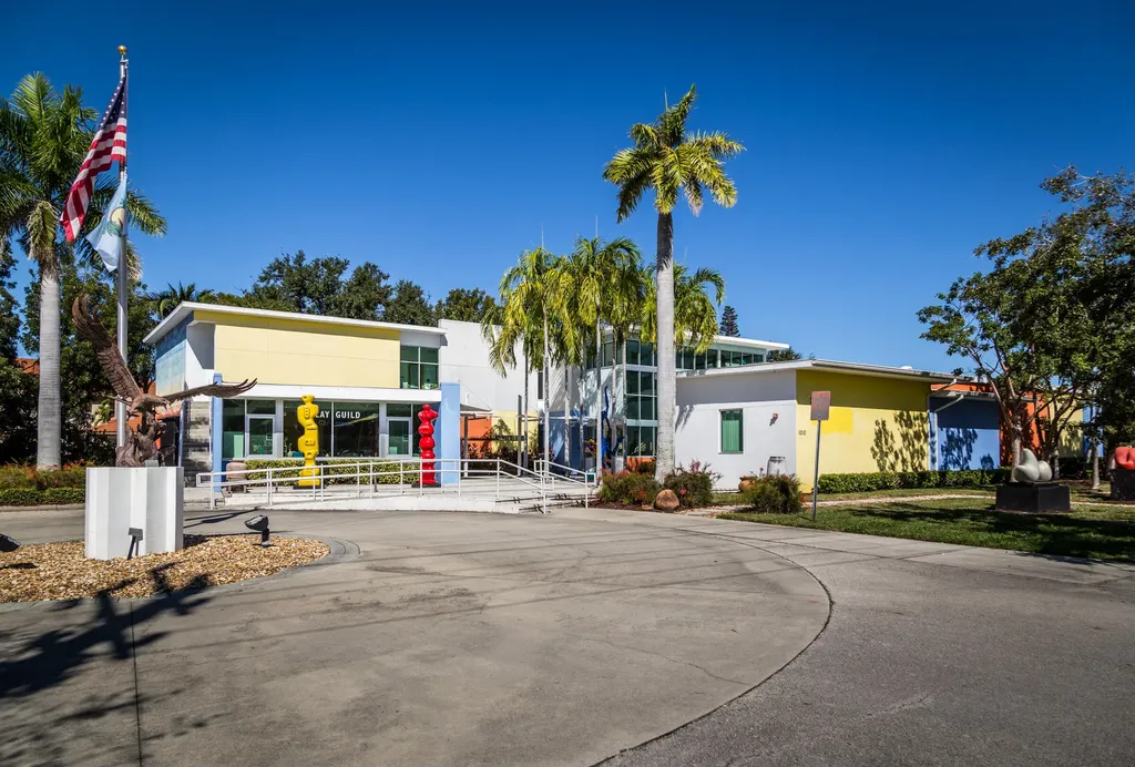 832 Swan Drive Marco Island FL 34145