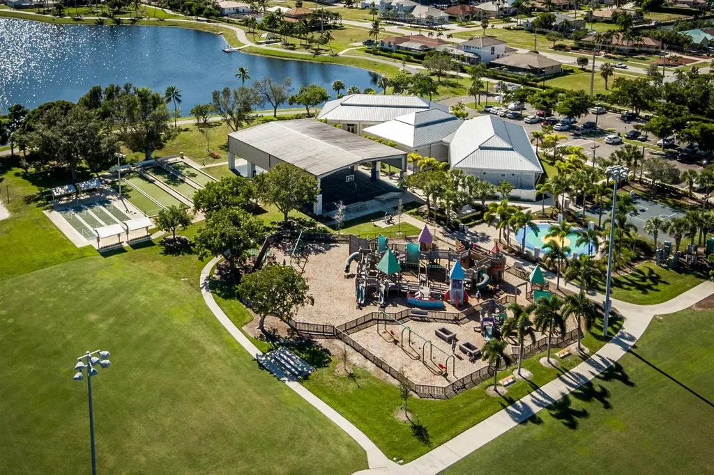 832 Swan Drive Marco Island FL 34145