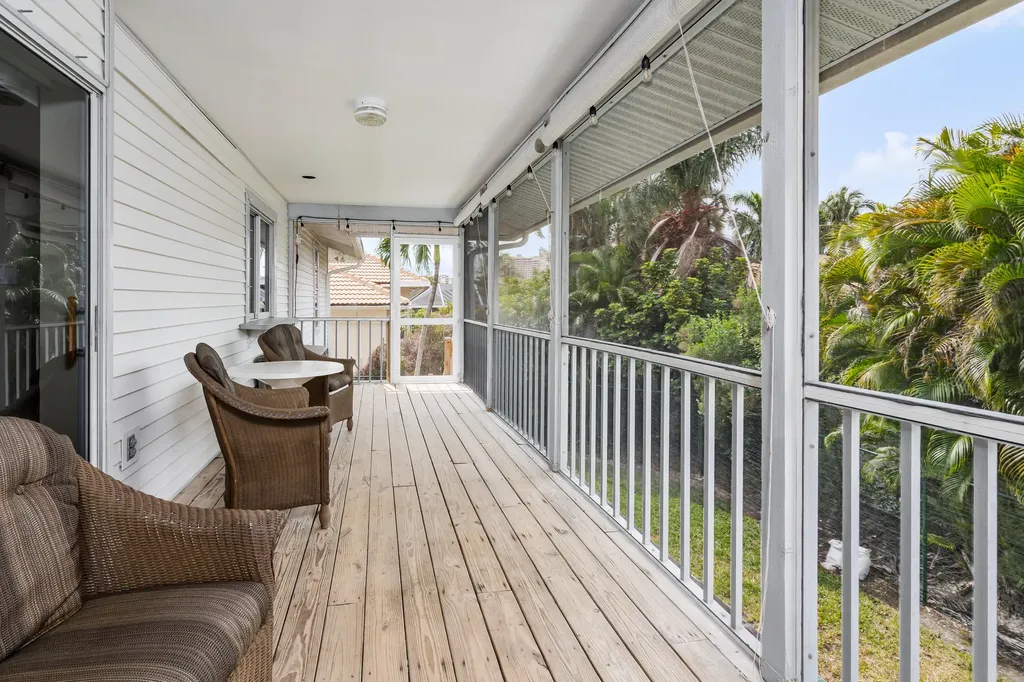 832 Swan Drive Marco Island FL 34145