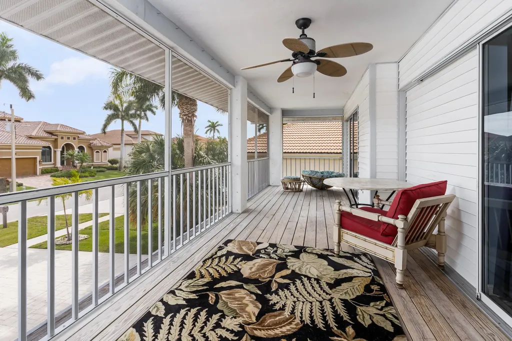 832 Swan Drive Marco Island FL 34145