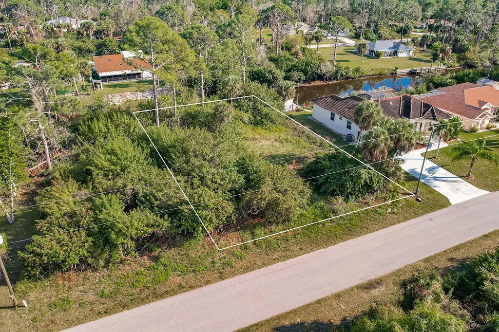 100 Cory Street Port Charlotte FL 33953