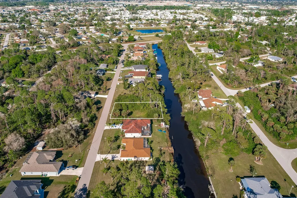 100 Cory Street Port Charlotte FL 33953