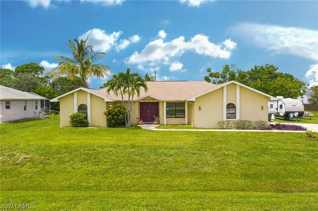 17532 Homewood Road Fort Myers FL 33967