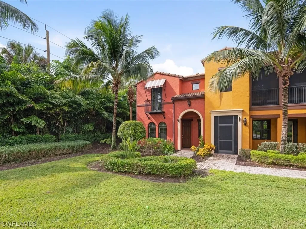 9064 Capistrano Street N Naples FL 34113