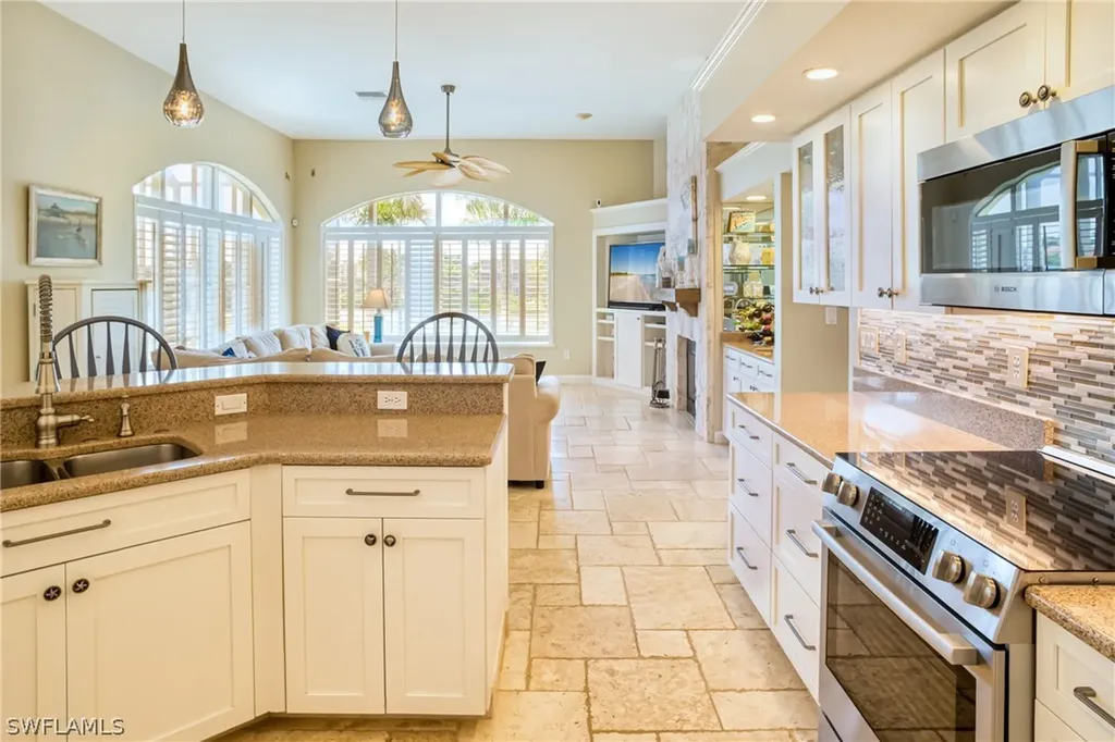 1245 Par View Drive Sanibel FL 33957