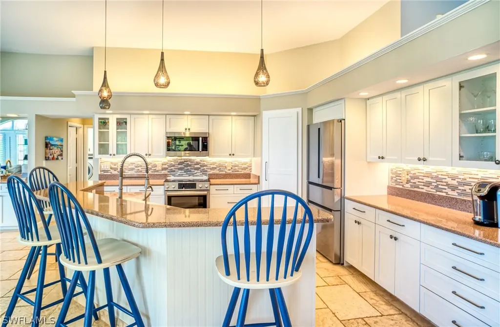 1245 Par View Drive Sanibel FL 33957