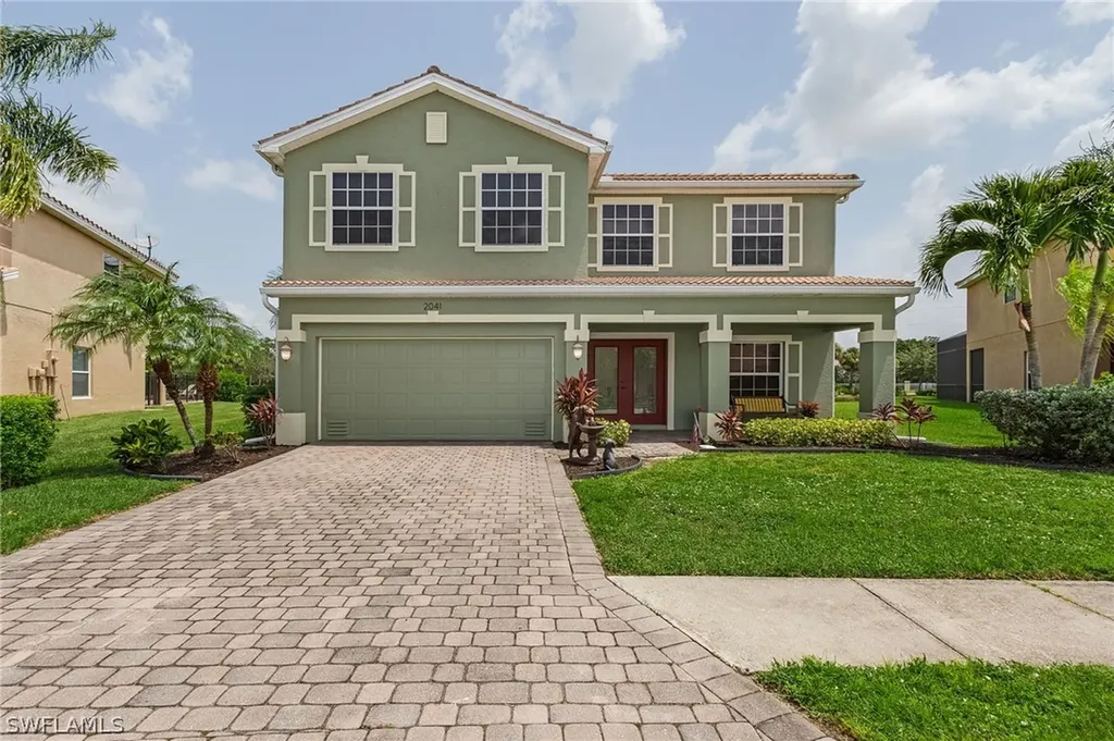 2041 Cape Heather Circle Cape Coral FL 33991