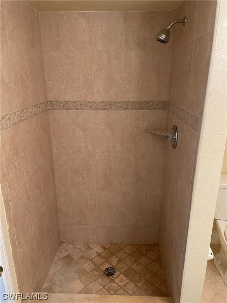 1415 SE 12th Street Cape Coral FL 33990