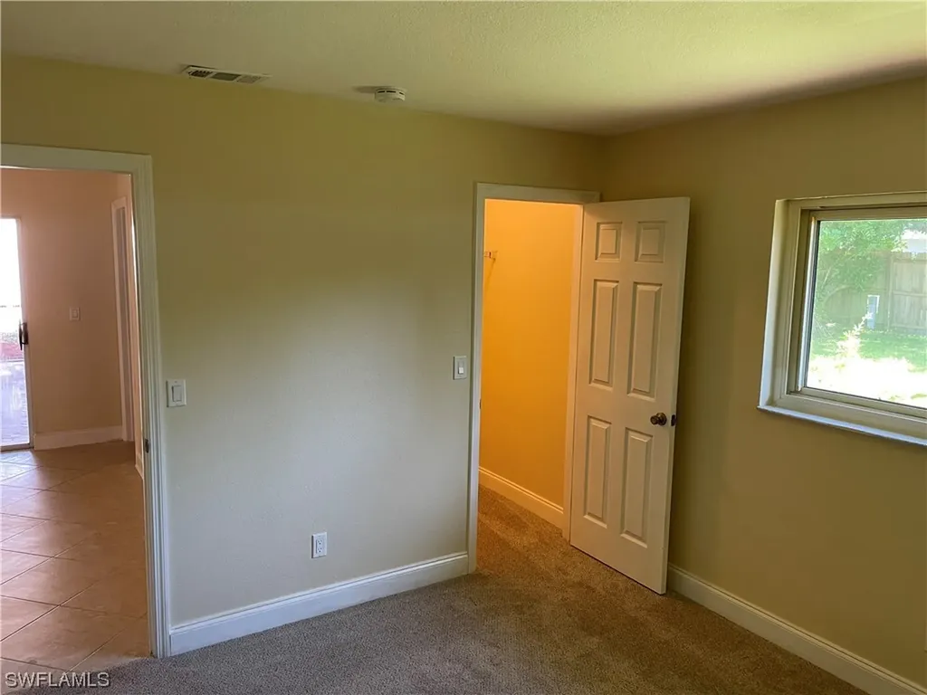 1415 SE 12th Street Cape Coral FL 33990