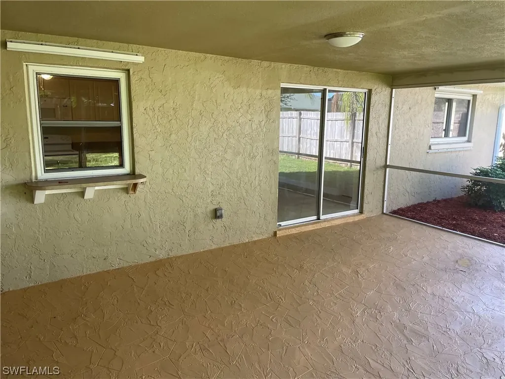 1415 SE 12th Street Cape Coral FL 33990