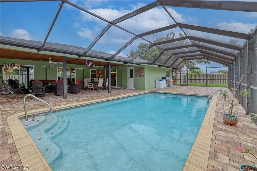 2309 NE 5th Street Cape Coral FL 33909