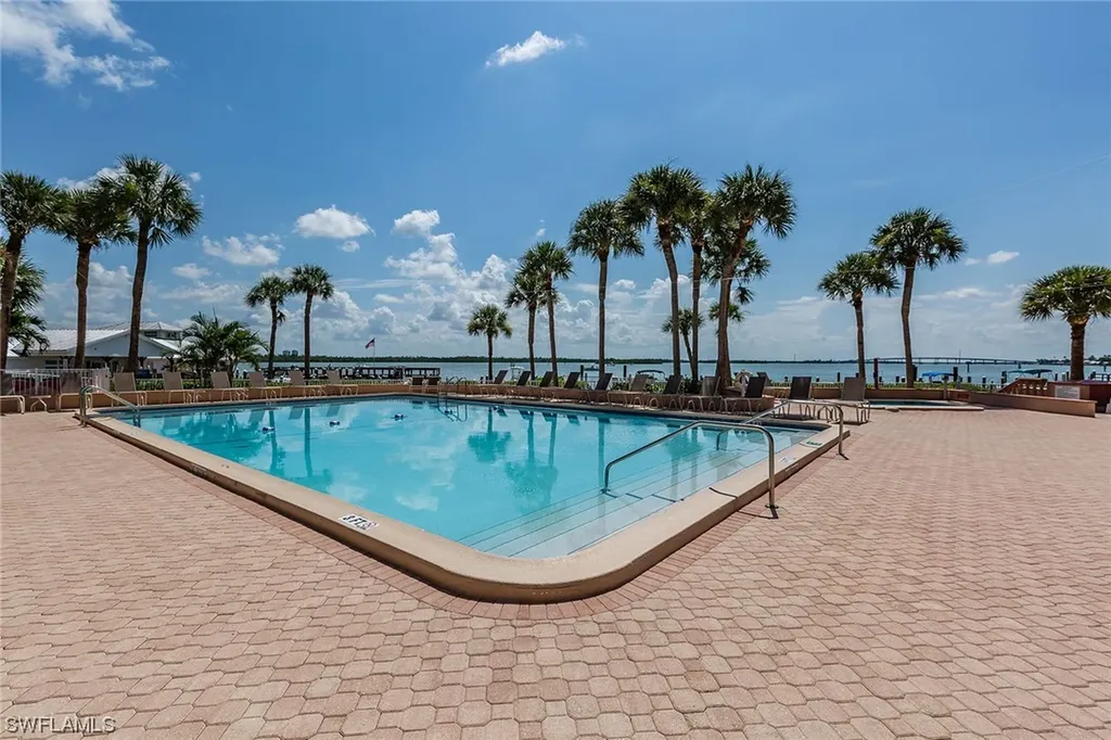 1085 Bald Eagle Drive Marco Island FL 34145