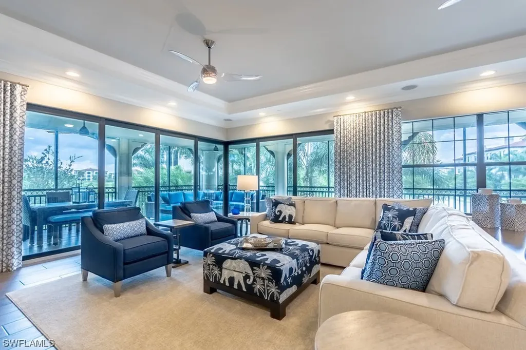 Naples FL, 16448 Carrara Way, Unit 8-102