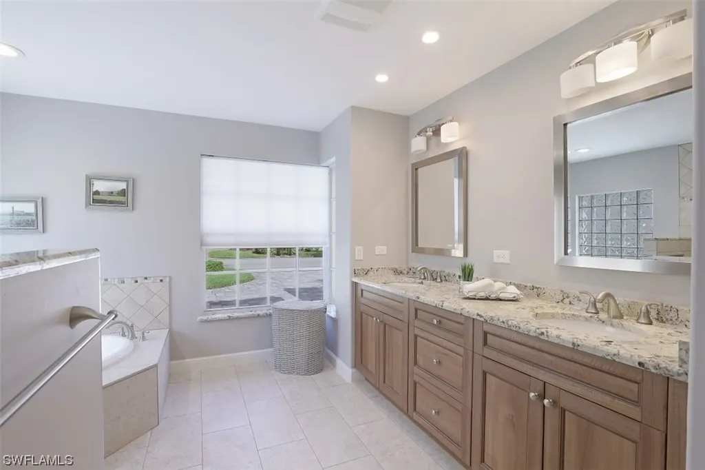 13050 Bridgeford Avenue Bonita Springs FL 34135