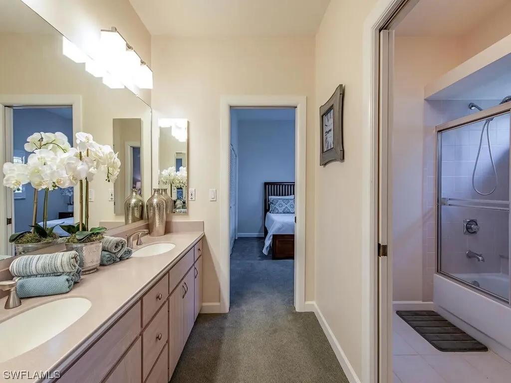11818 Longshore Way W Naples FL 34119