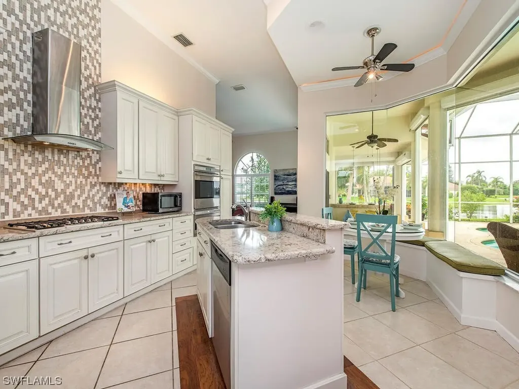 11818 Longshore Way W Naples FL 34119