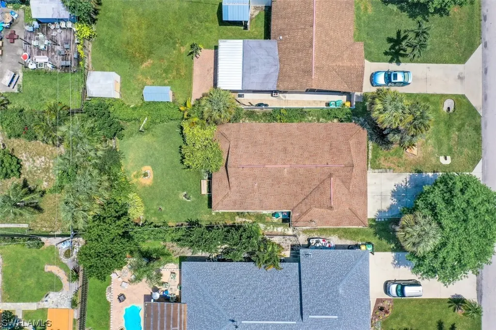 785 105th Avenue N Naples FL 34108