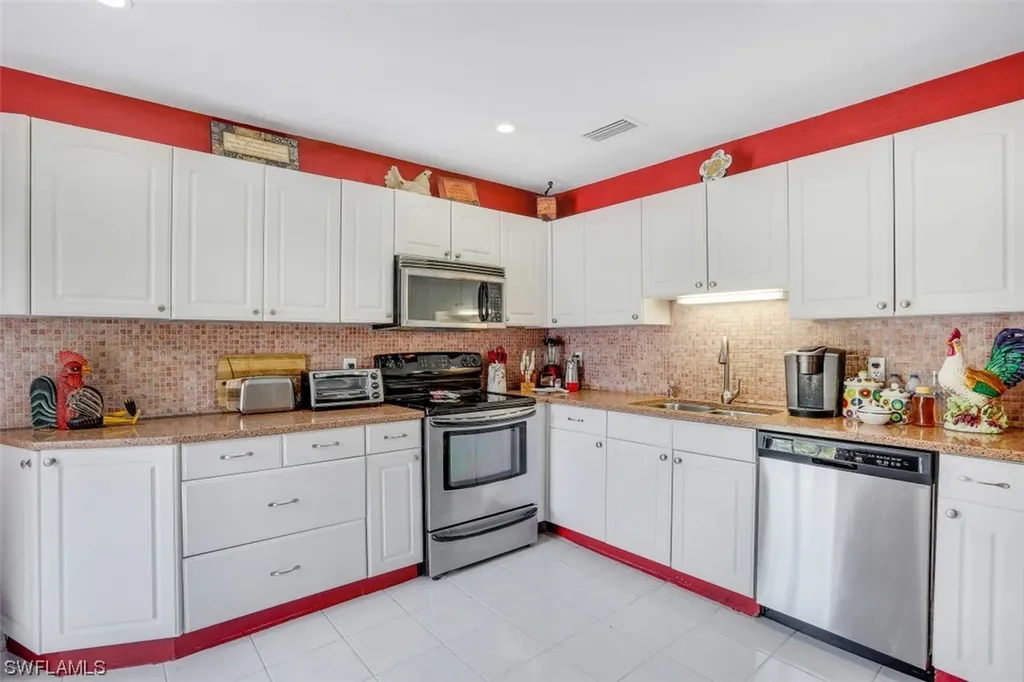 785 105th Avenue N Naples FL 34108