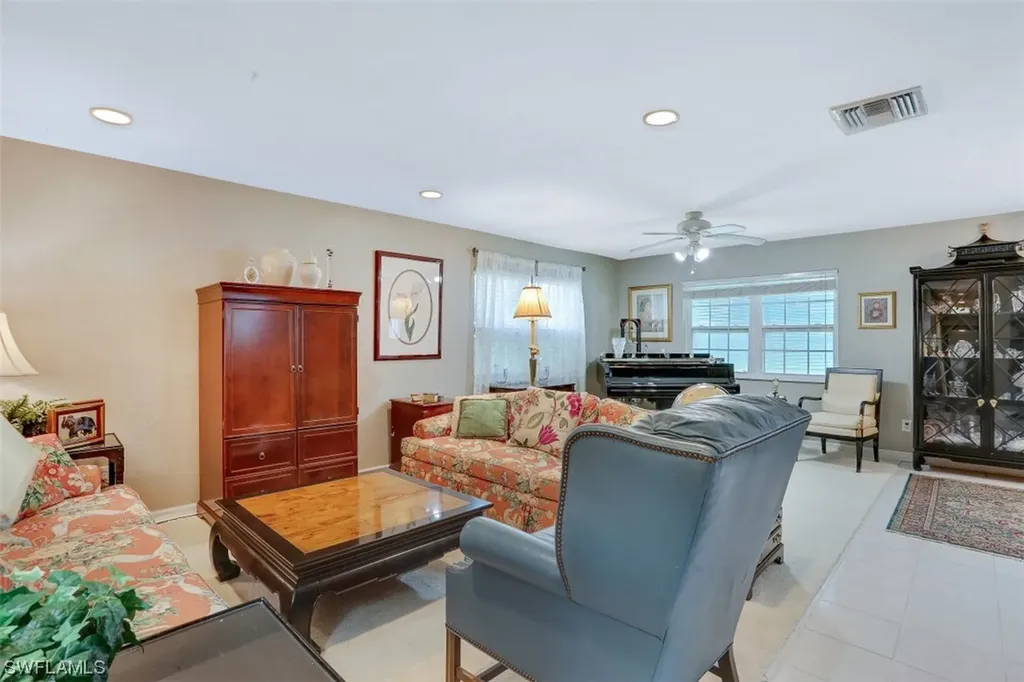 785 105th Avenue N Naples FL 34108