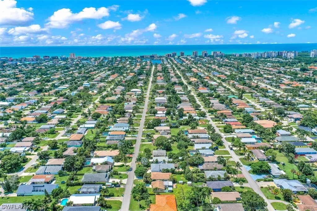 785 105th Avenue N Naples FL 34108