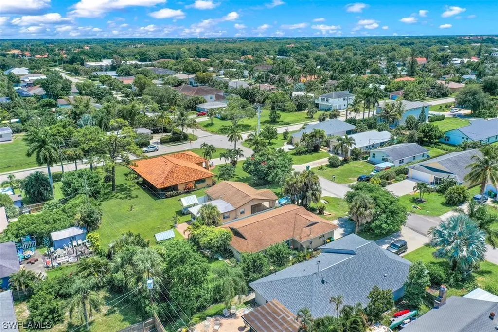 785 105th Avenue N Naples FL 34108