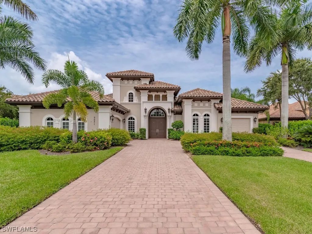 9021 Medinah Court Naples FL 34113