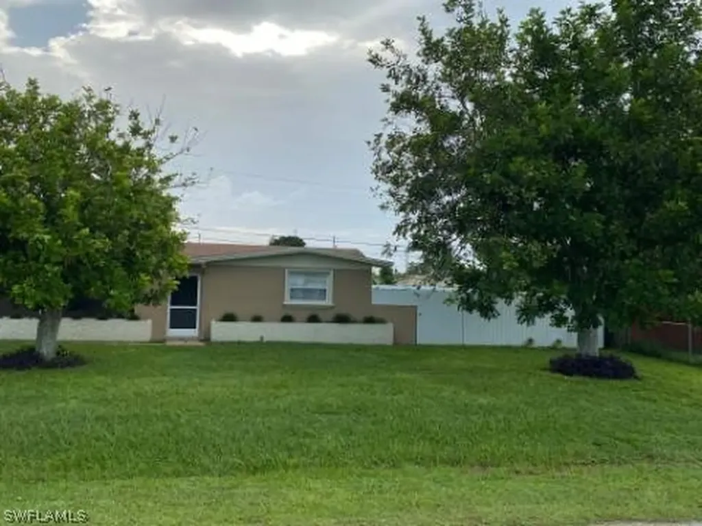 123 Texas Road Lehigh Acres FL 33936